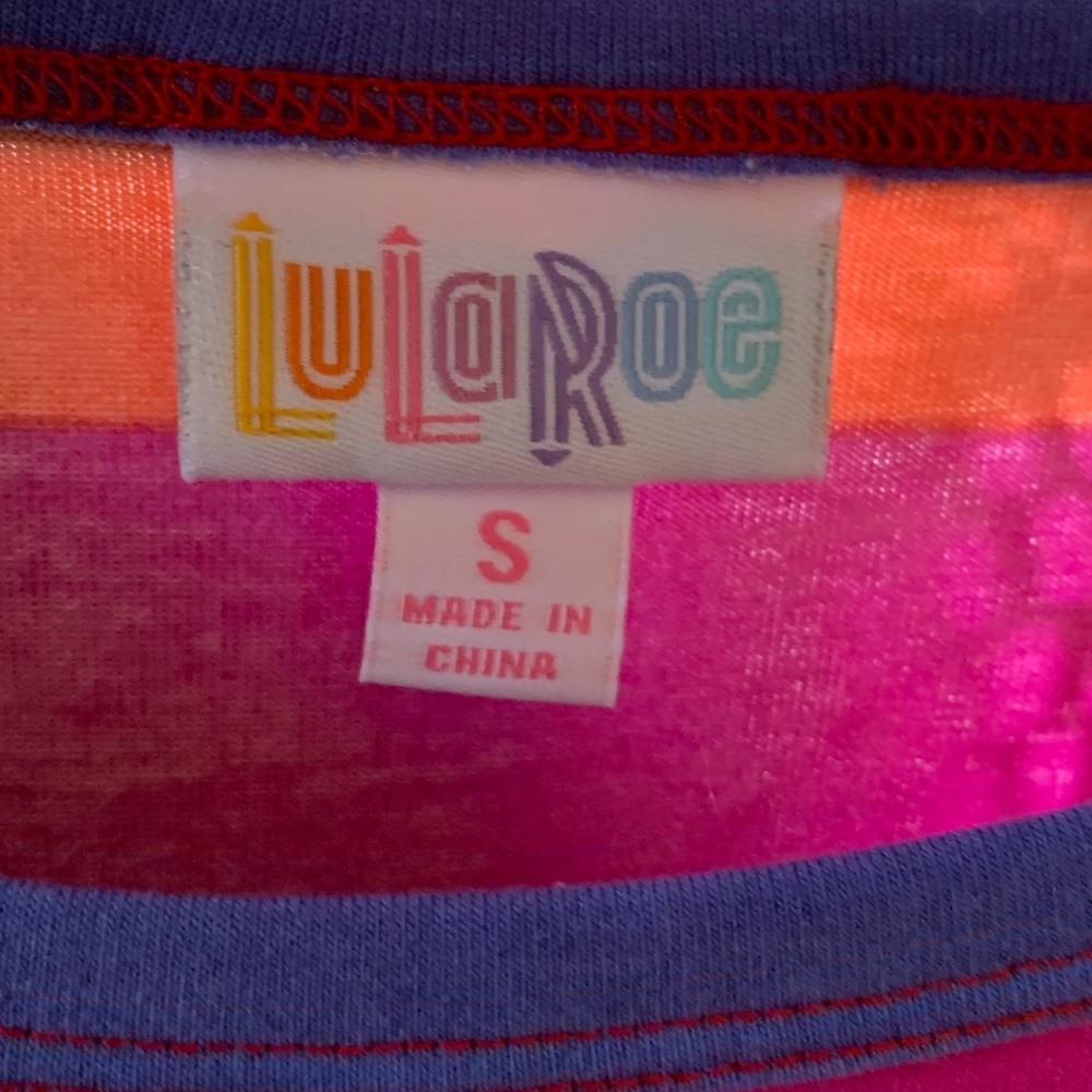 NWOT** Two LuLaRoe Gigi Tee Shirts - Picture 5 of 7